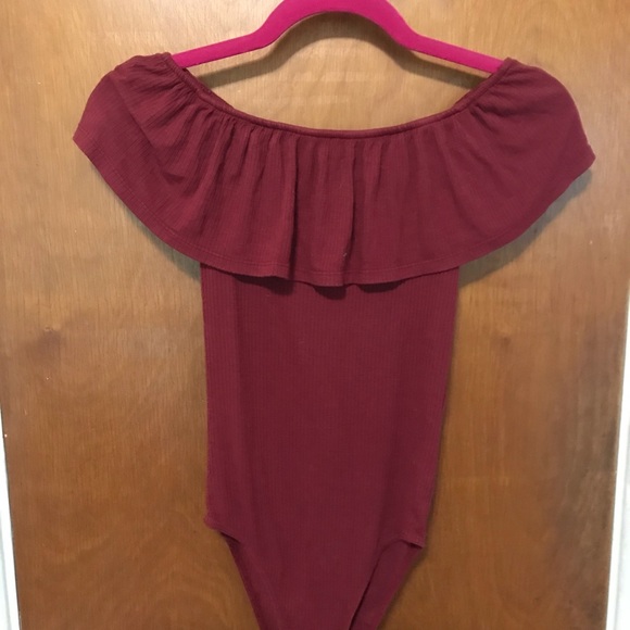 Red top - Picture 3 of 3